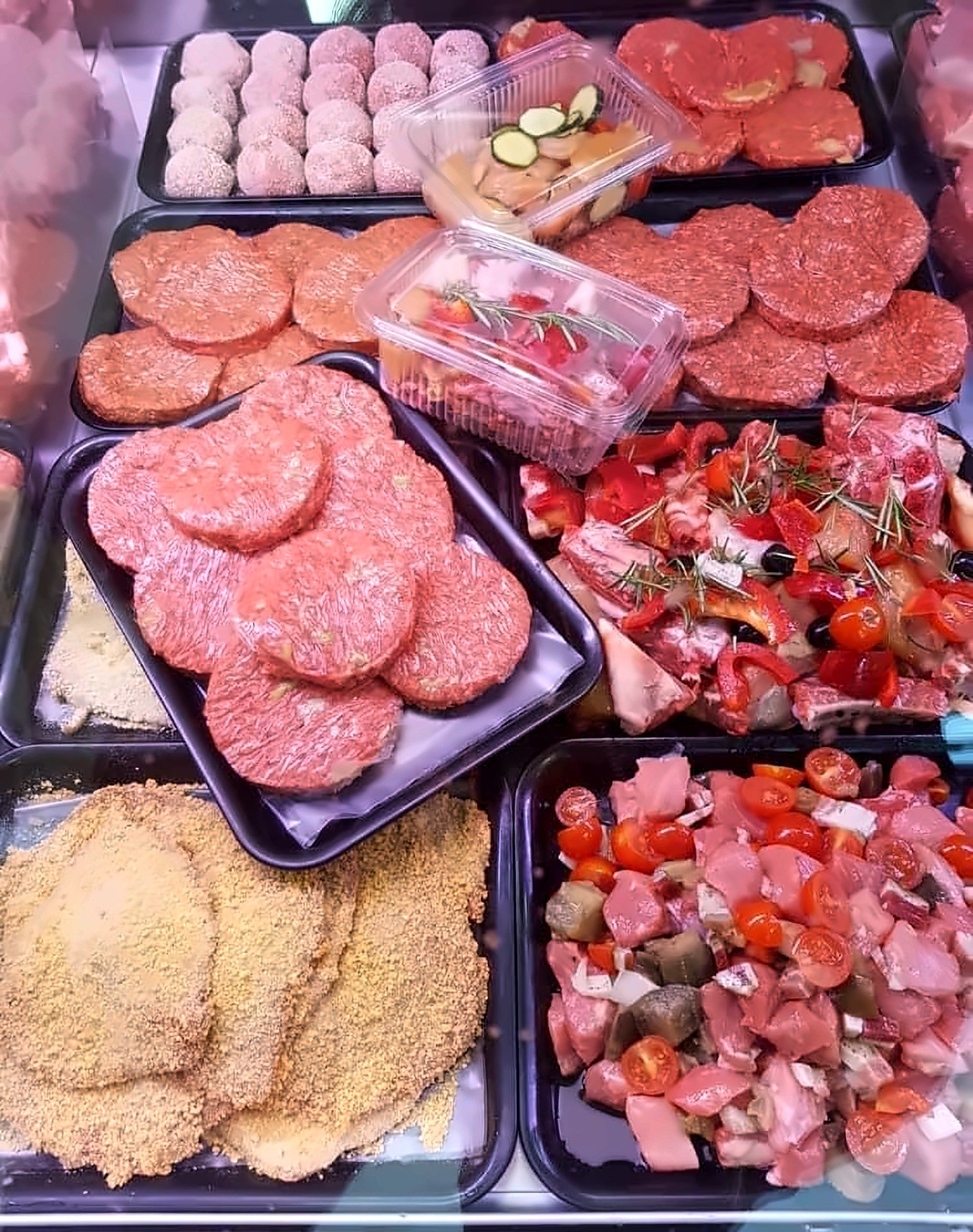 Hamburger, scaloppine e spiedini